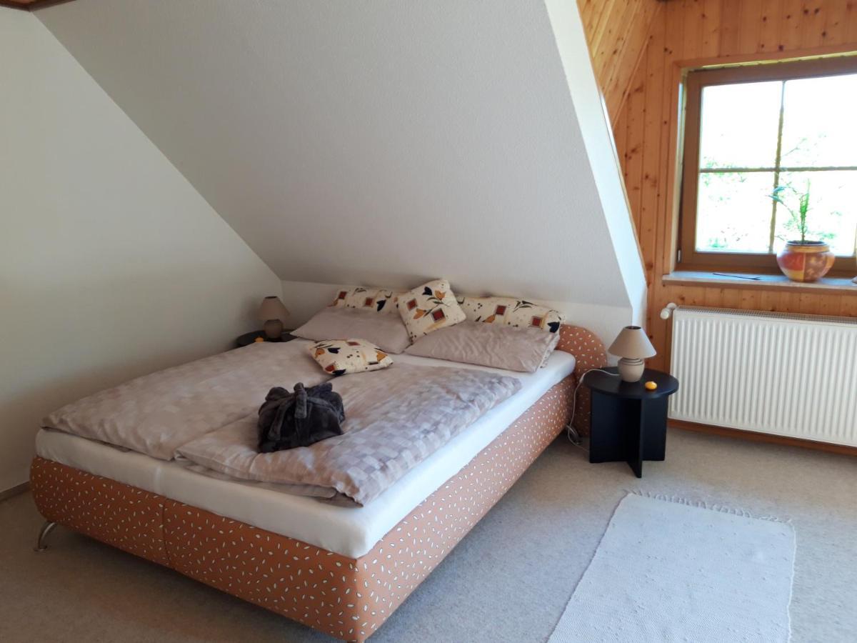 Ein Bett Im Kornfeld - Haus Weitblick - Mit Innenpool Schonfeld  Zewnętrze zdjęcie